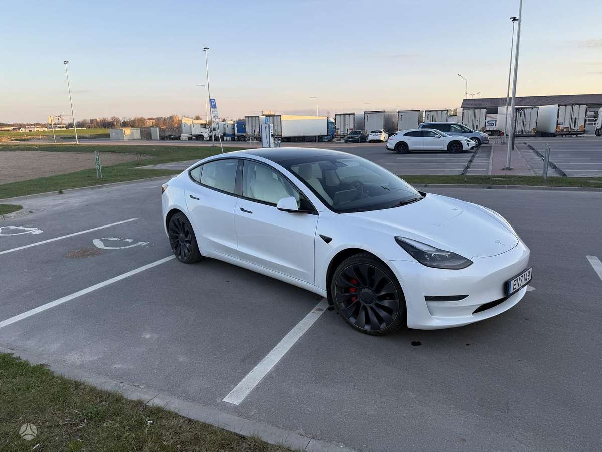Tesla Model 3, 82 kWh, sedanas