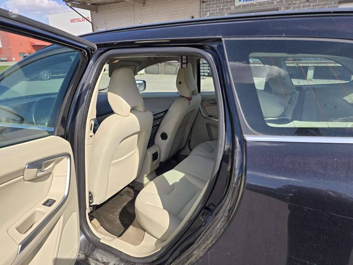 Volvo XC60 - 5
