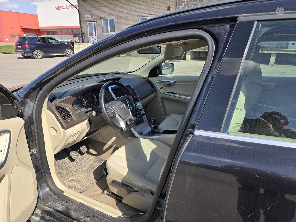 Volvo XC60 - 6