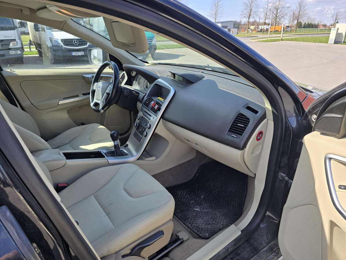 Volvo XC60 - 7