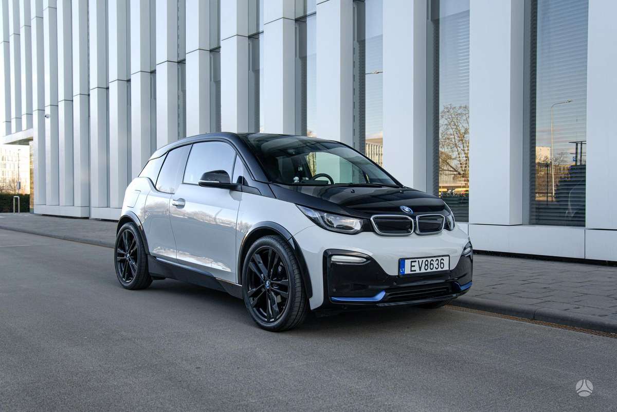 BMW i3s, 42 kWh, hatchback