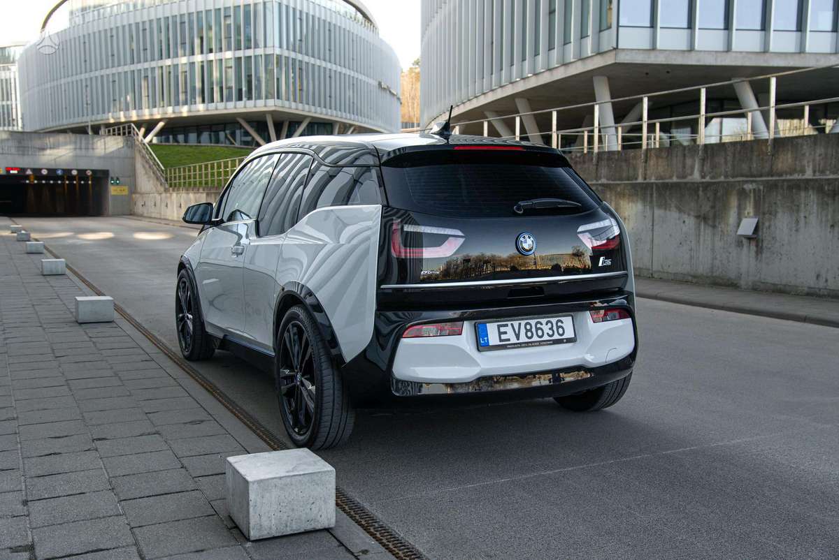 BMW i3s, 42 kWh, hatchback