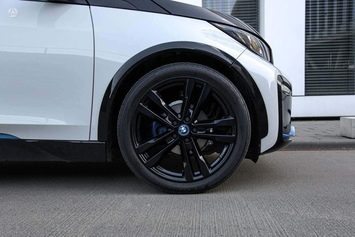 BMW i3s, 42 kWh, hatchback