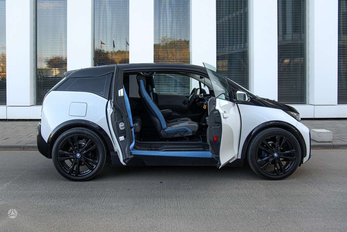 BMW i3s, 42 kWh, hatchback