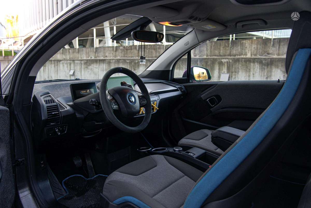 BMW i3s, 42 kWh, hatchback