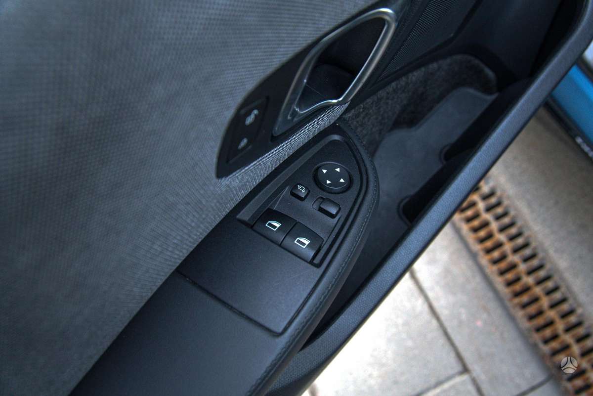 BMW i3s, 42 kWh, hatchback