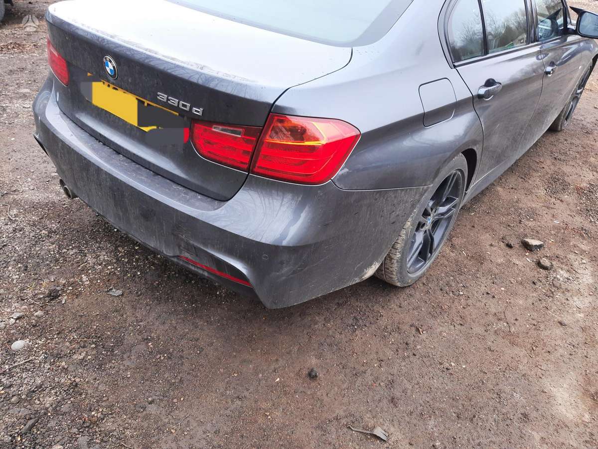 BMW 330 for parts