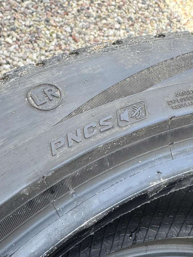 Pirelli Scorpion zero, всесезонные 285/45 R22