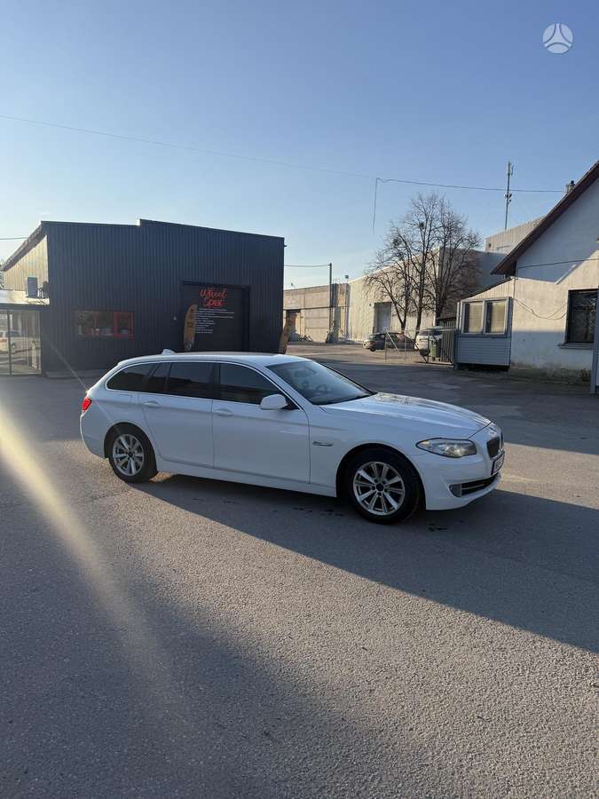 BMW 520, 2.0 l., Универсал