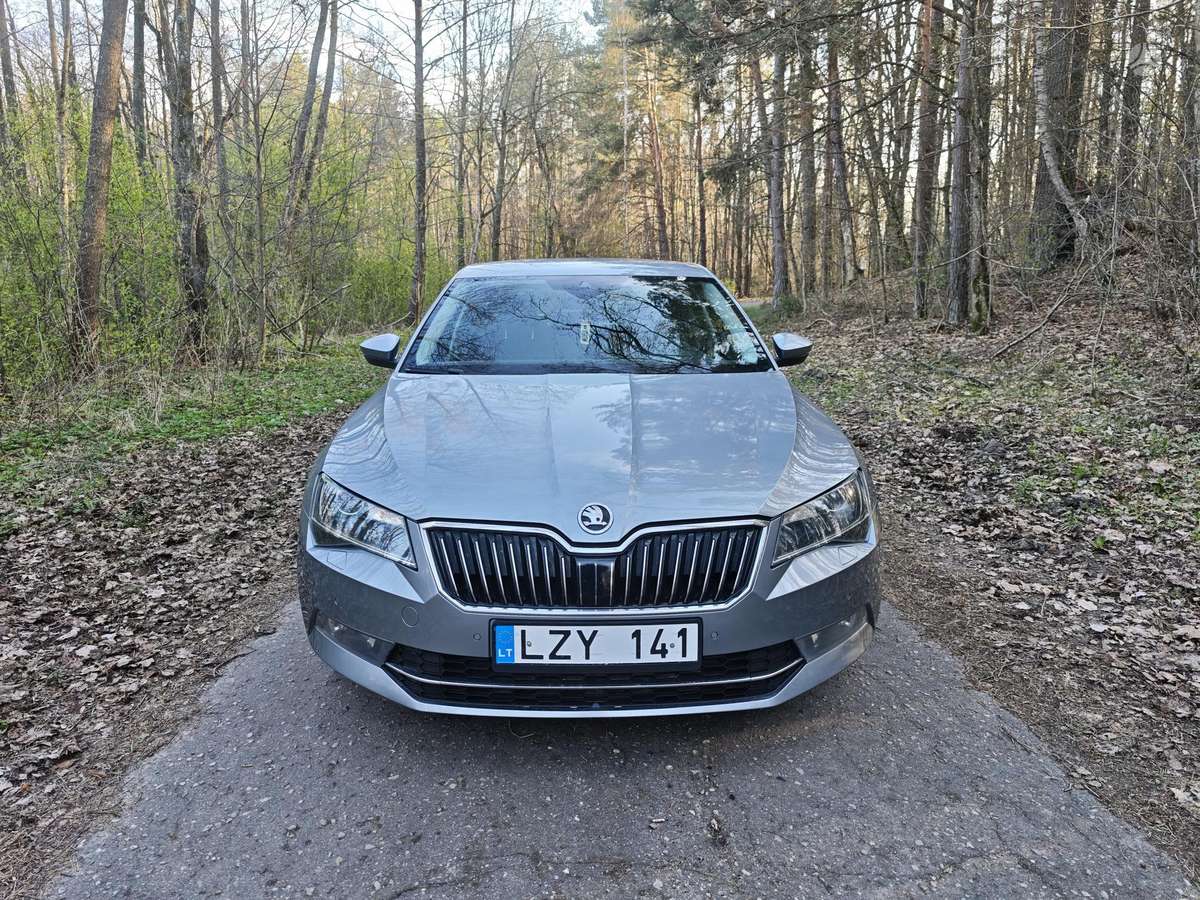 Skoda Superb, 2.0 l., hatchback