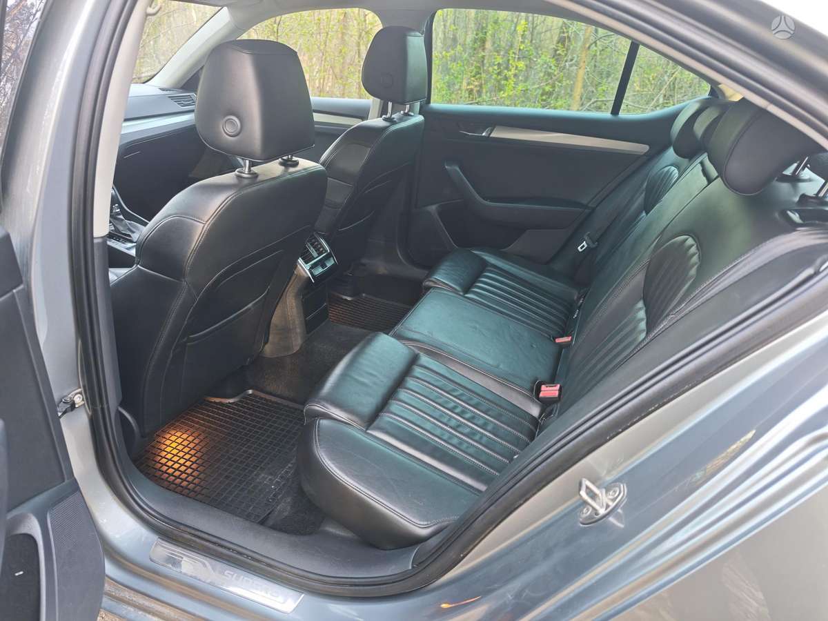 Skoda Superb, 2.0 l., hatchback