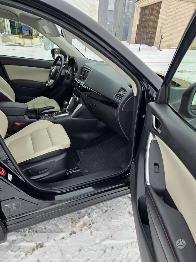 Mazda CX-5, 2.2 l., Внедорожник / Кроссовер