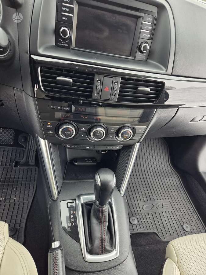 Mazda CX-5, 2.2 l., Внедорожник / Кроссовер