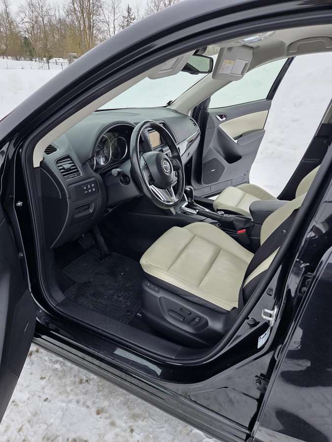 Mazda CX-5, 2.2 l., Внедорожник / Кроссовер