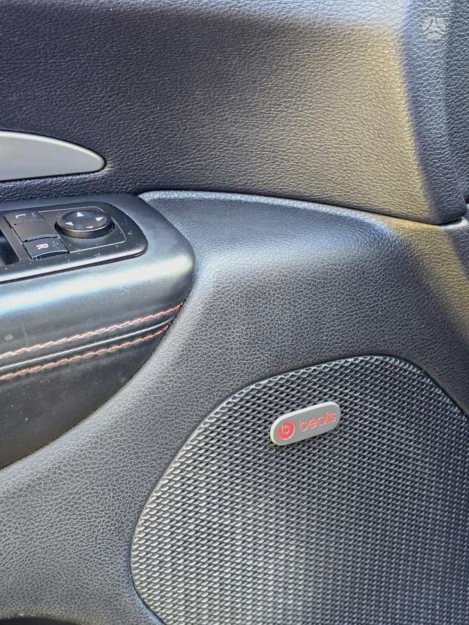 Dodge Durango, 5.7 l., off-road / crossover