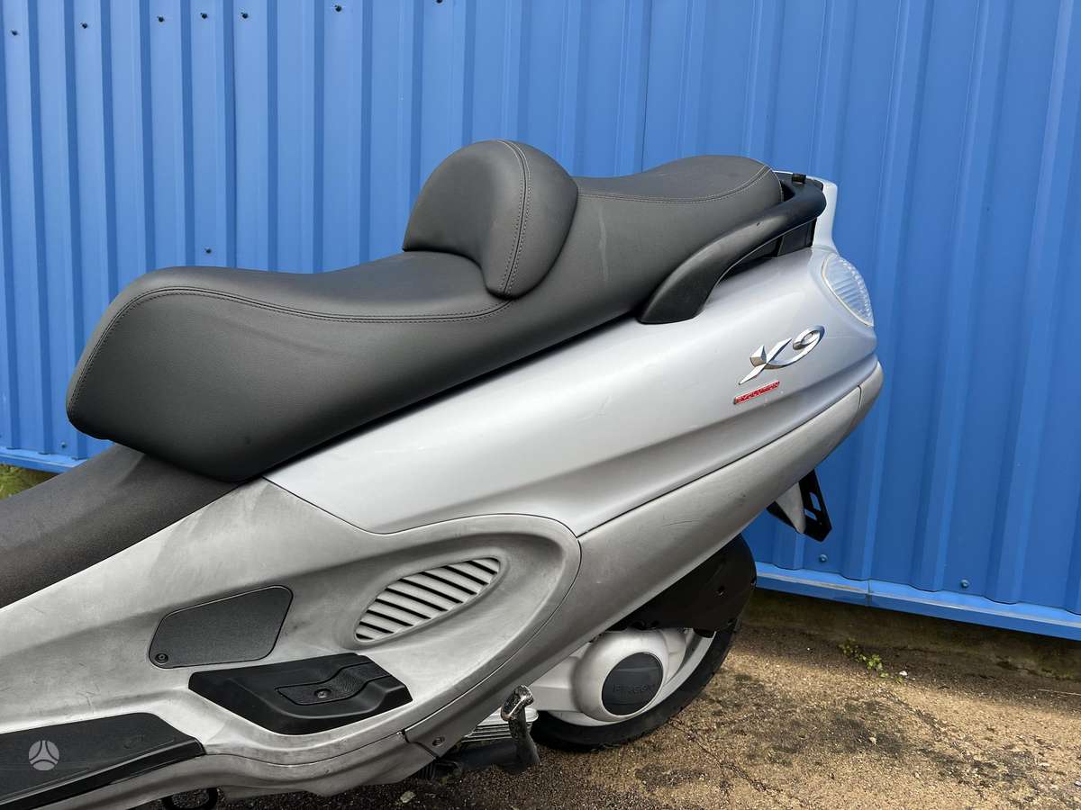 Piaggio X9 250cc, scooters / mopeds