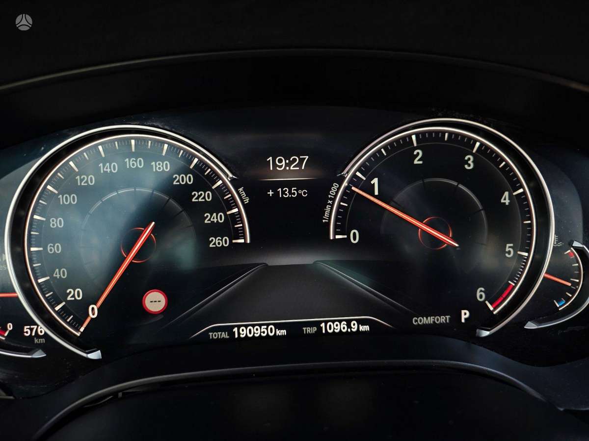 BMW 520, 2.0 l., Седан