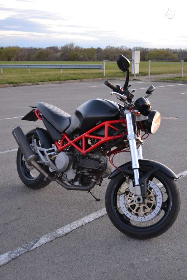 Ducati Monster 620cc, street / classic