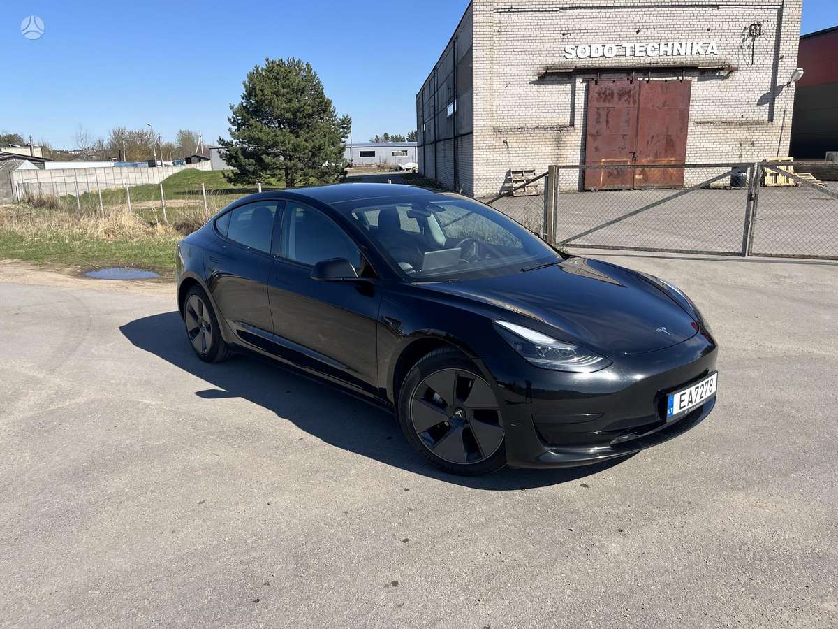 Tesla Model 3, 60 kWh, sedanas