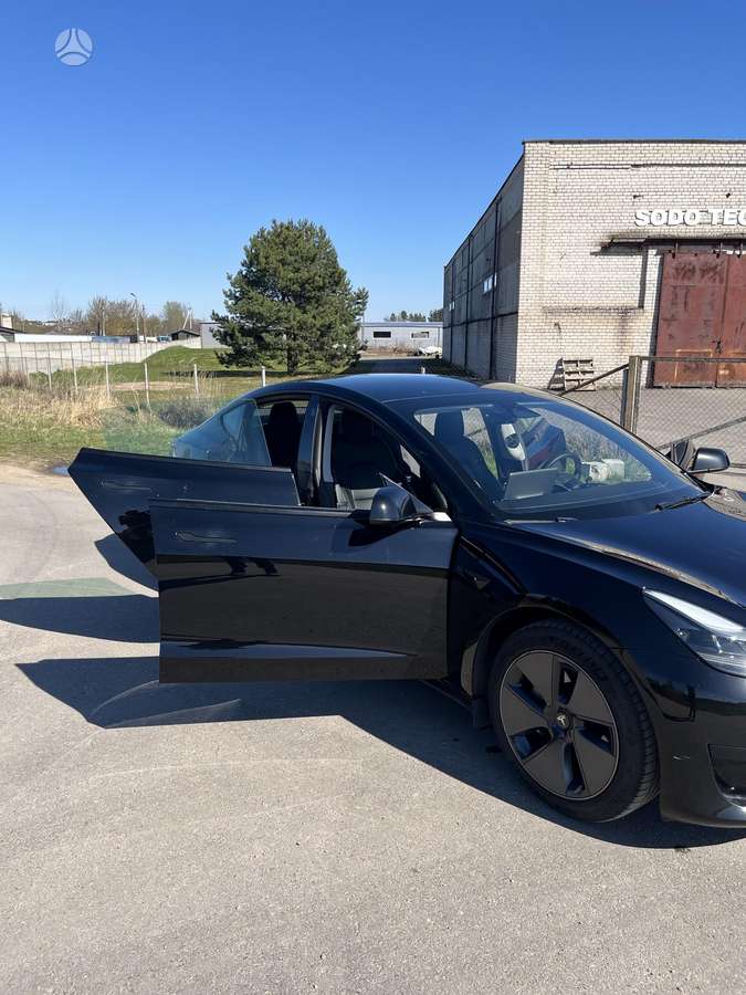 Tesla Model 3, 60 kWh, sedanas