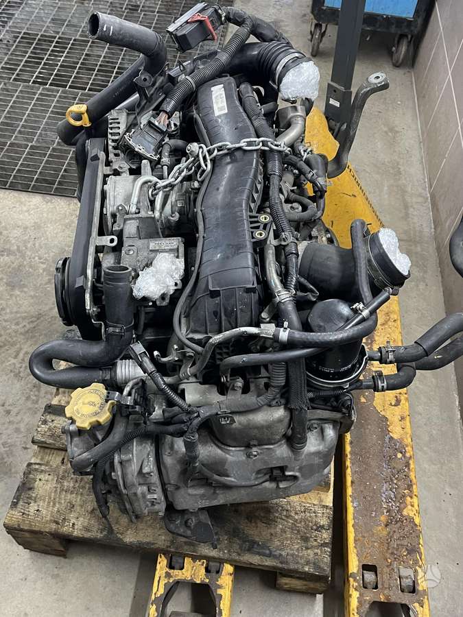Subaru Legacy engine