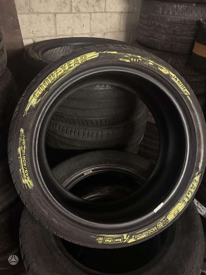 Goodyear, summer 275/45 R19