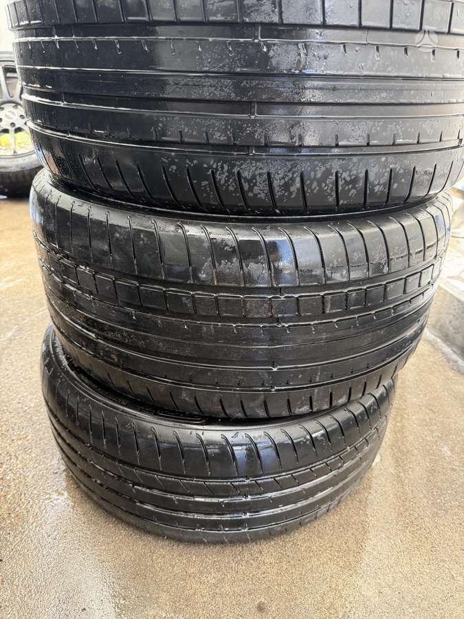 Goodyear, summer 275/45 R19