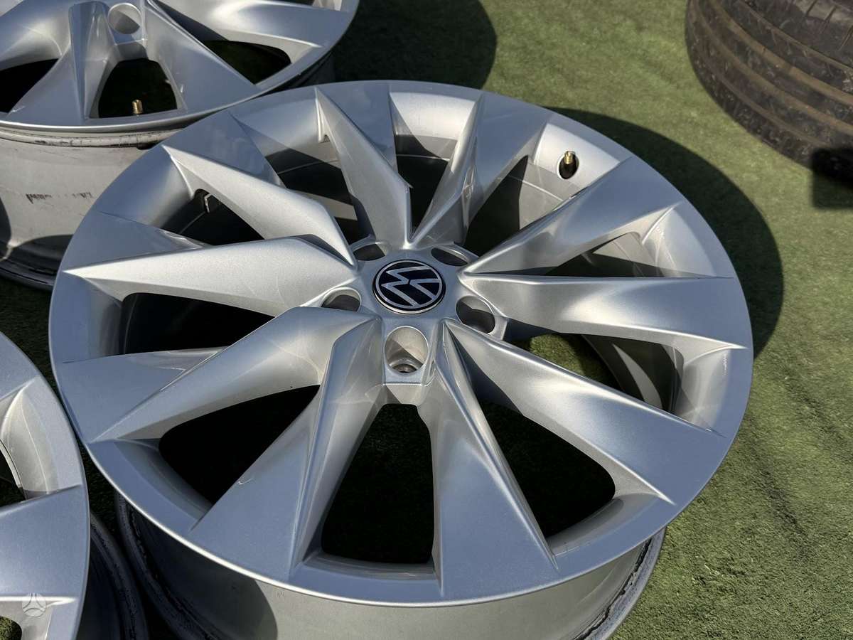 Volkswagen VOKISKI - 8J, ET45, light alloy, R19