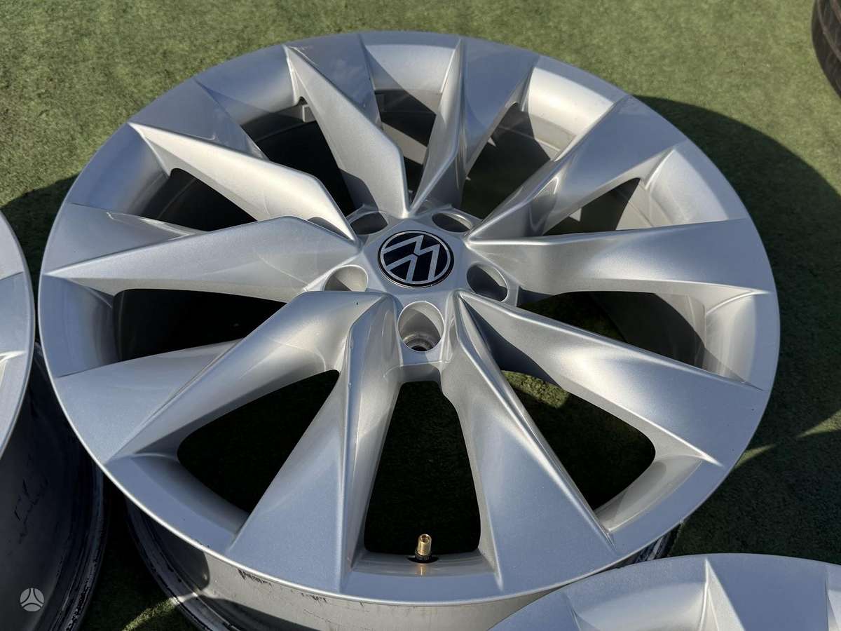 Volkswagen VOKISKI - 8J, ET45, light alloy, R19