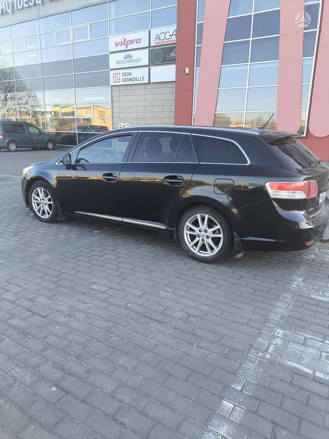 Toyota Avensis, 2.0 l., Универсал