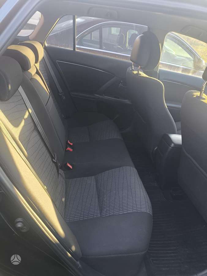Toyota Avensis, 2.0 l., Универсал