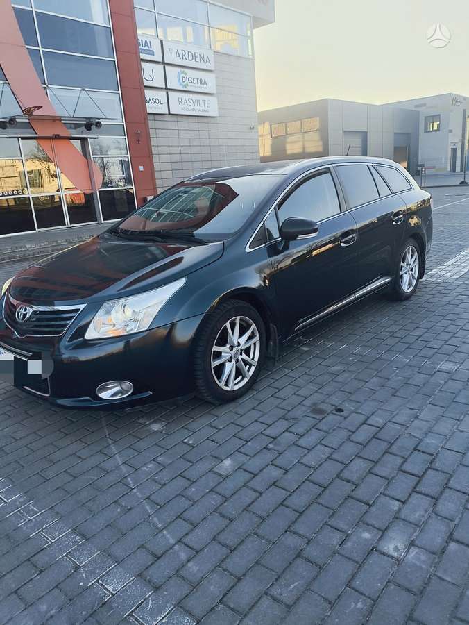 Toyota Avensis, 2.0 l., Универсал