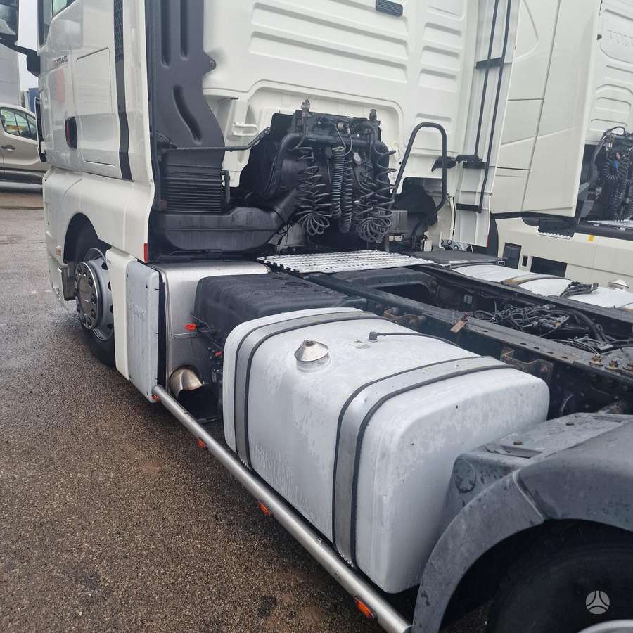 MAN TGX Mega, double sleeper