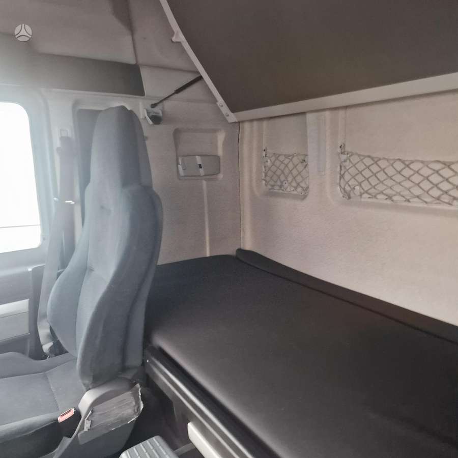 MAN TGX Mega, double sleeper