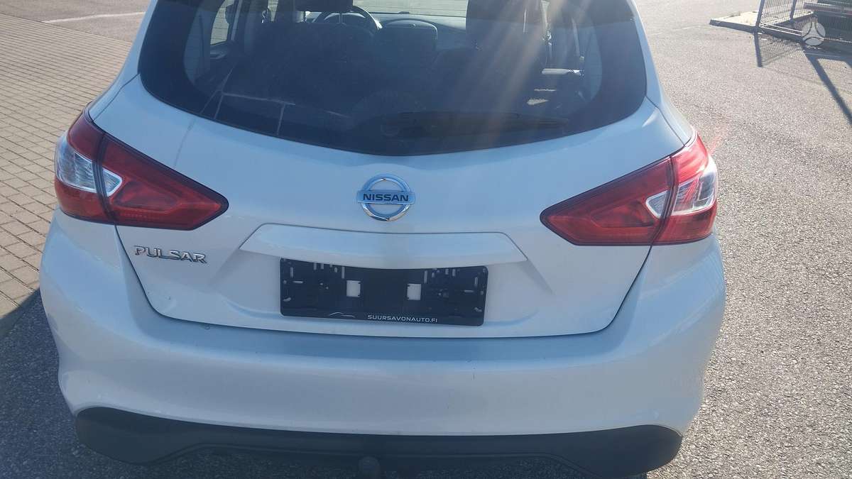 Nissan Pulsar, 1.2 l., hatchback