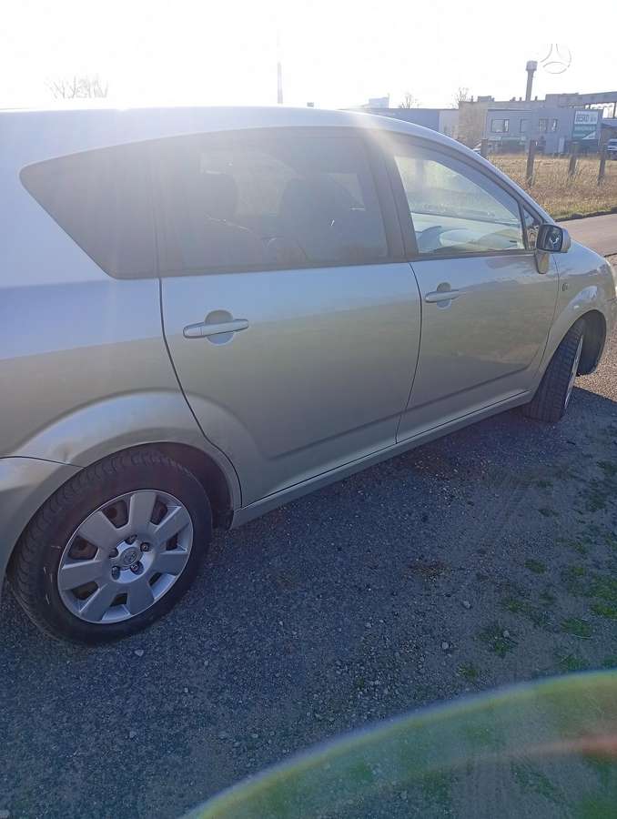 Toyota Corolla Verso, 2.2 l., hatchback