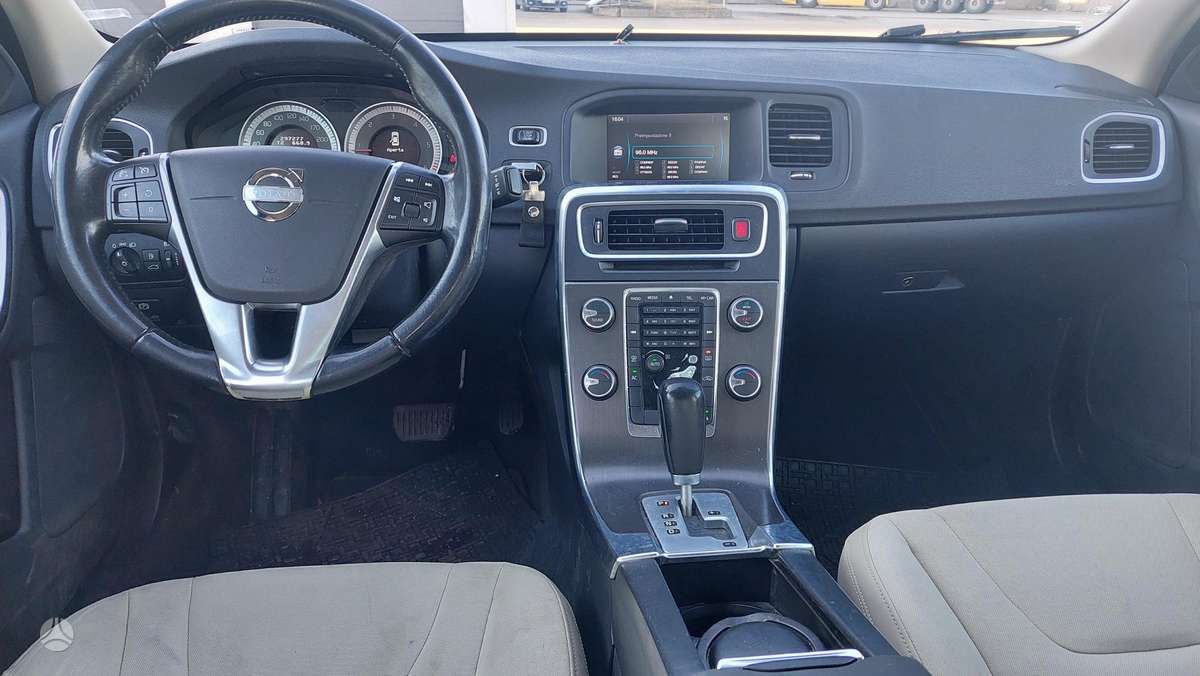 Volvo S60, 2.0 l., Седан