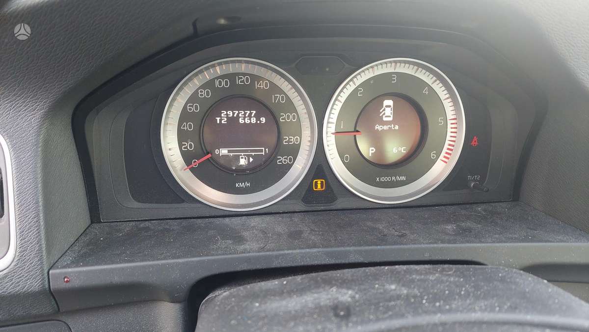 Volvo S60, 2.0 l., Седан