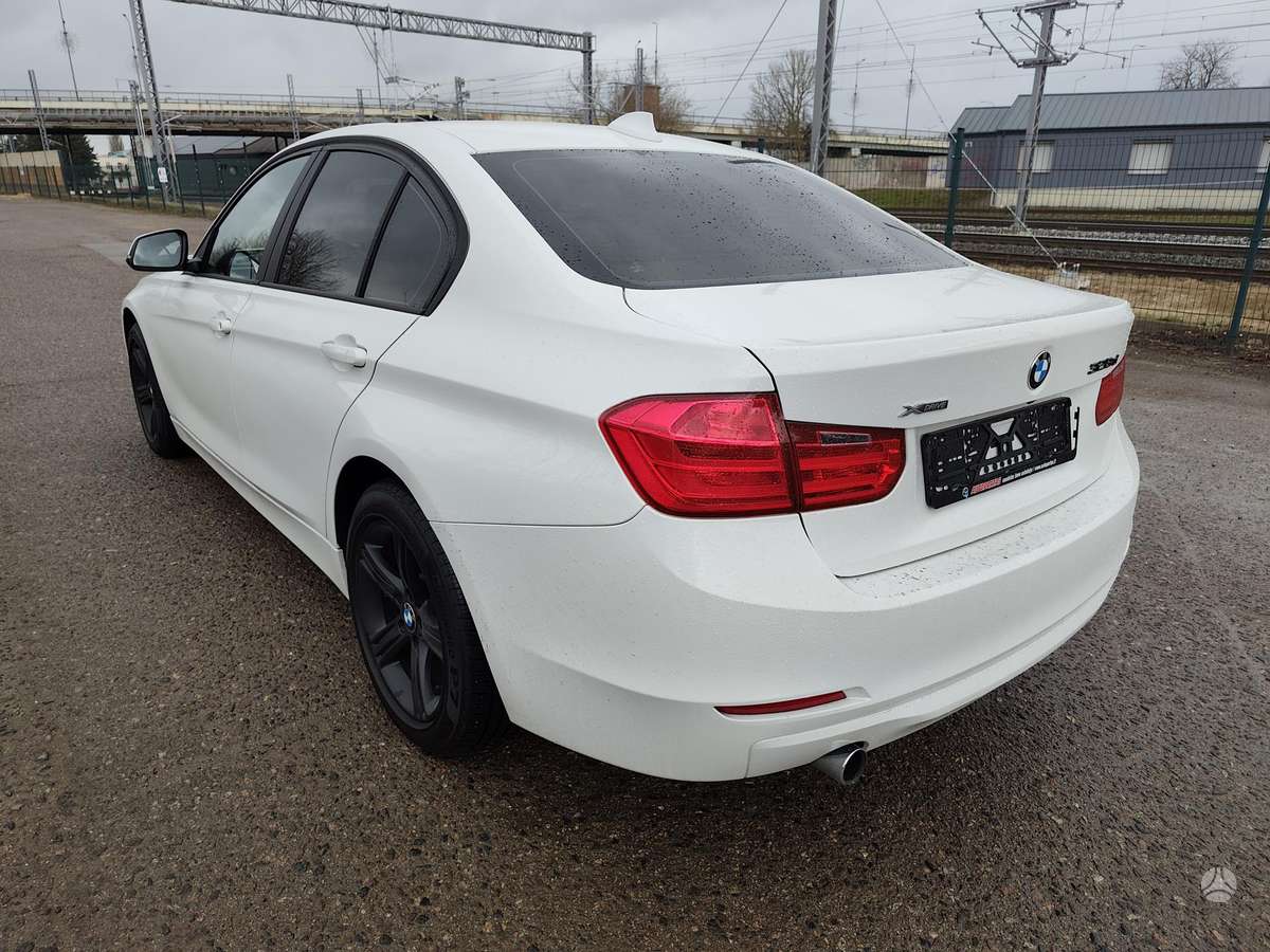 BMW 328, 2.0 l., Седан