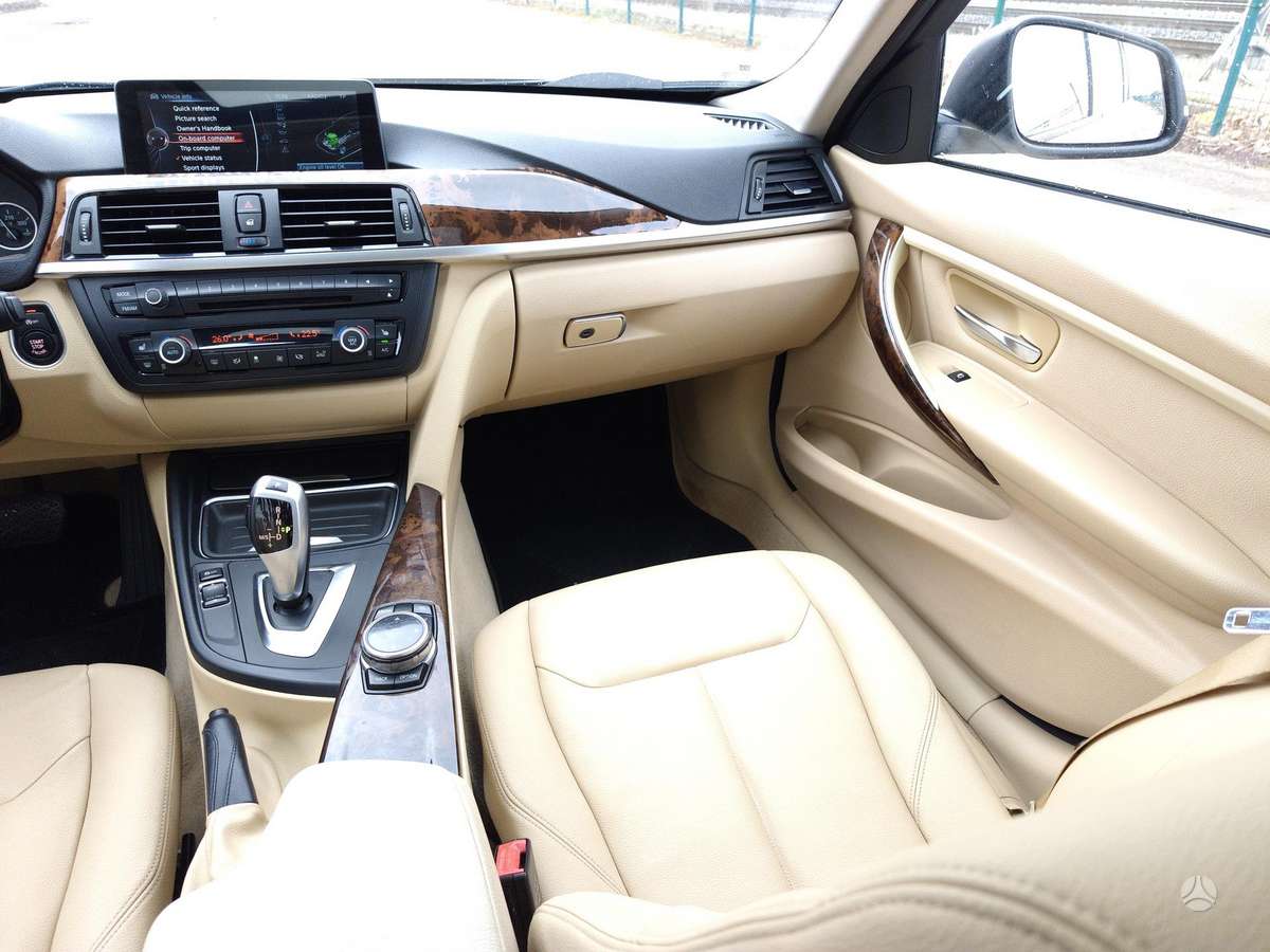 BMW 328, 2.0 l., Седан
