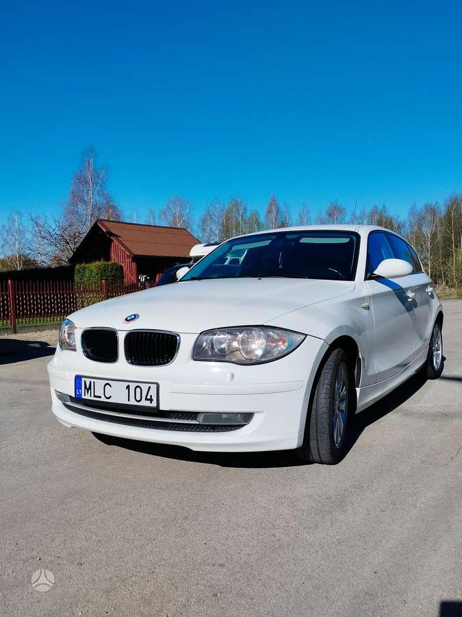 BMW 116, 2.0 l., hatchback