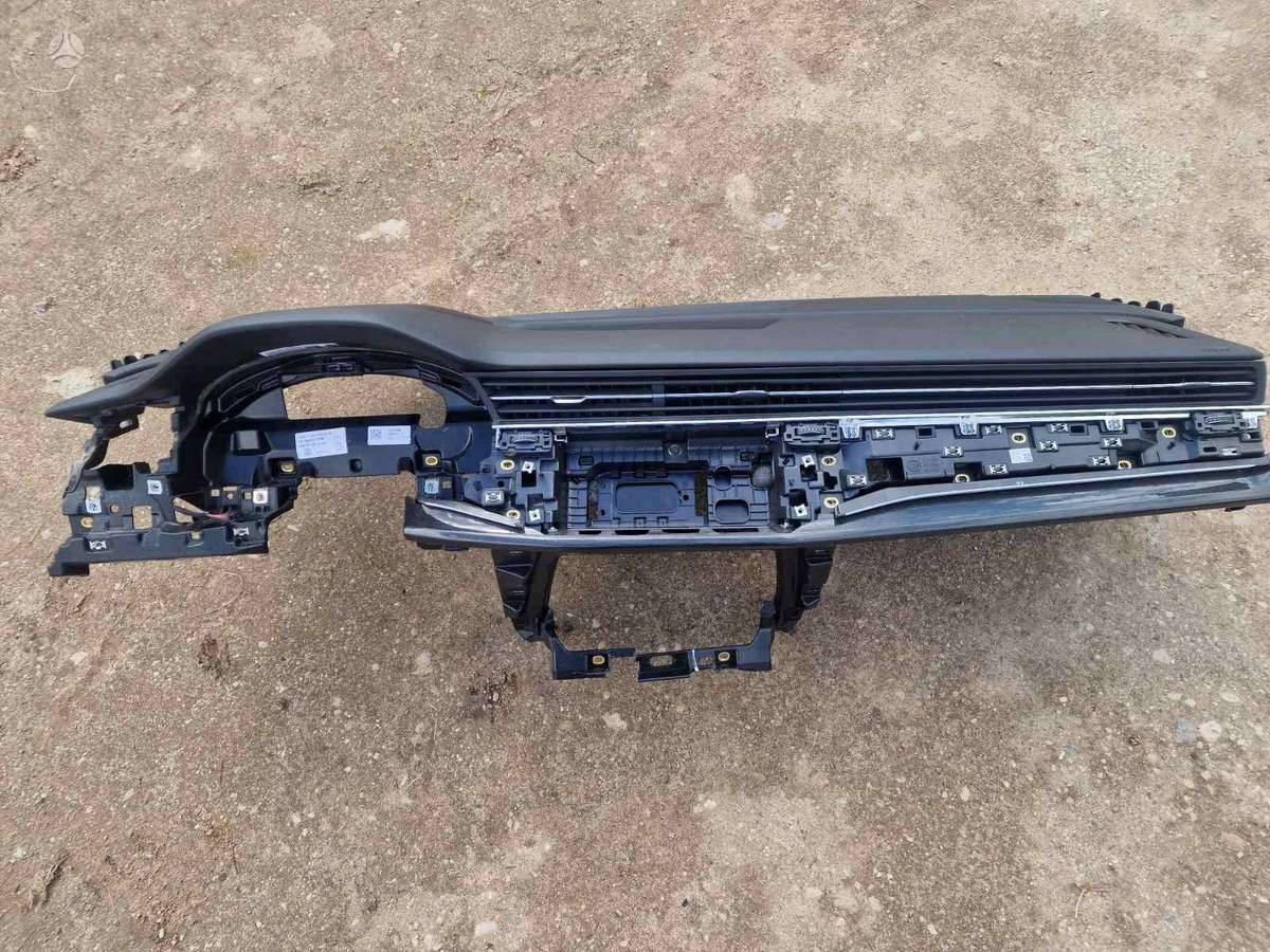 Audi Q7 interior parts
