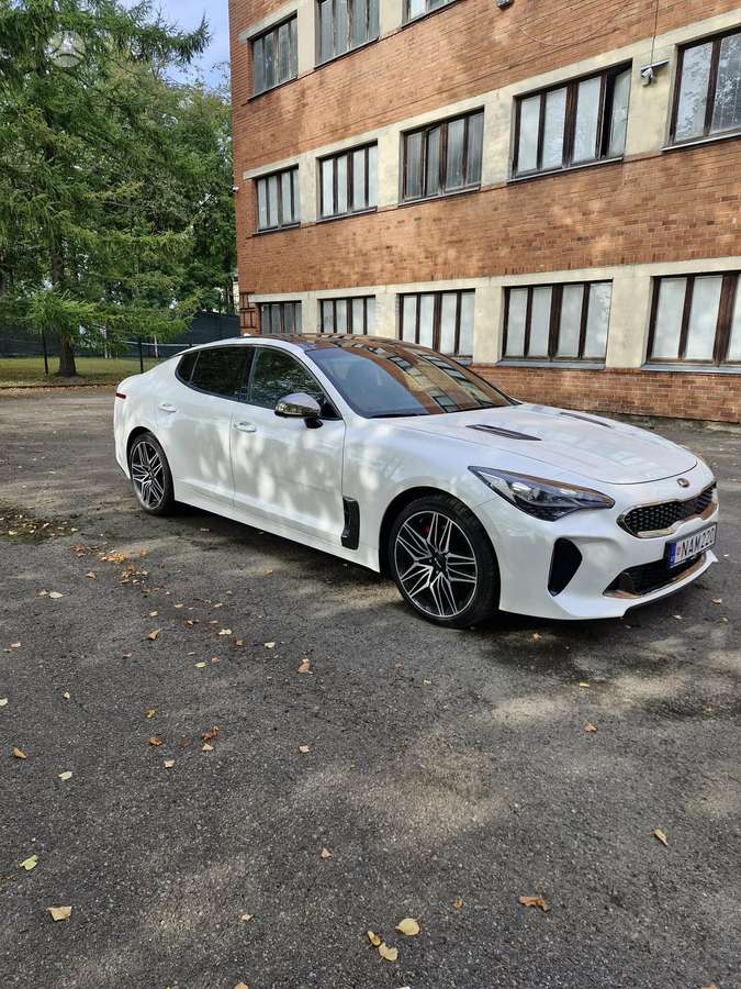 Kia Stinger, 3.3 l., Седан
