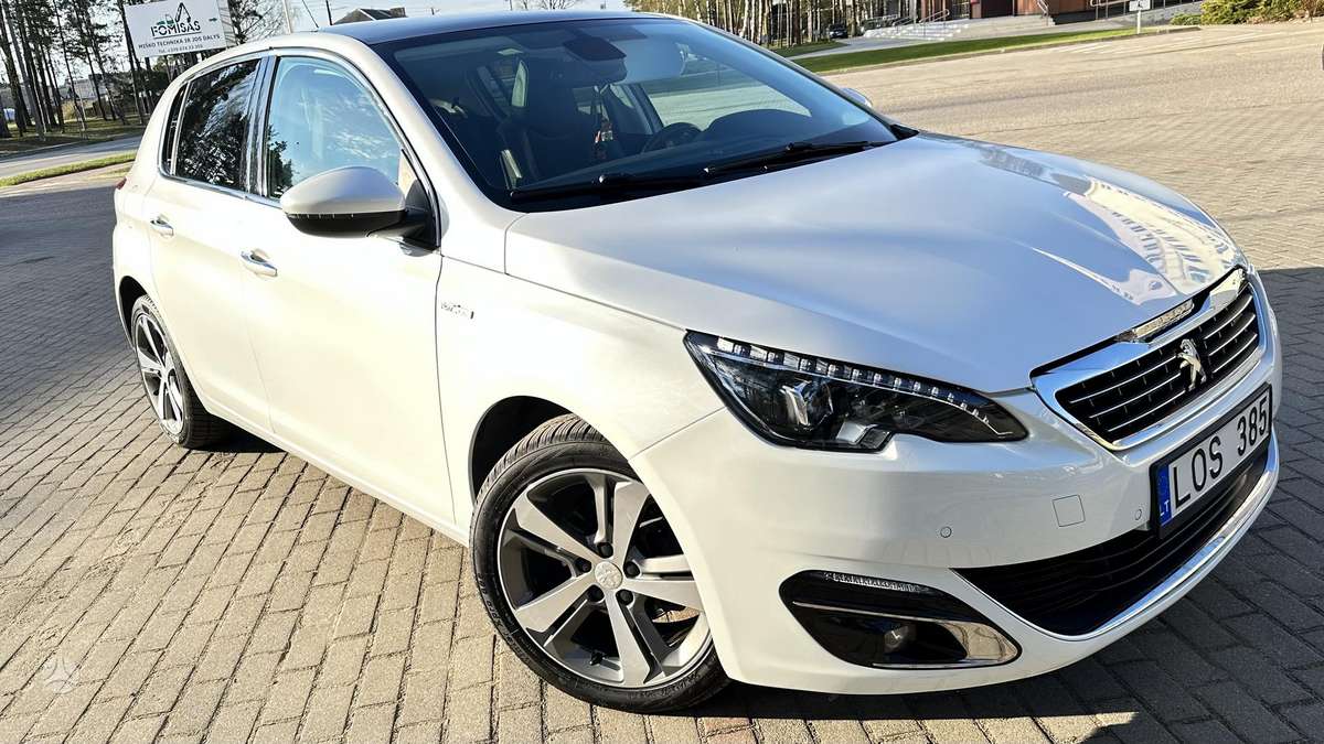Peugeot 308, 1.2 l., hatchback