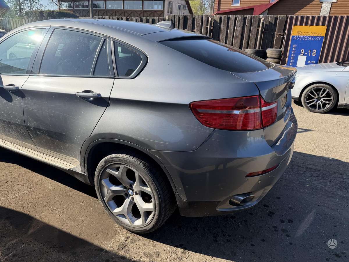 BMW X6