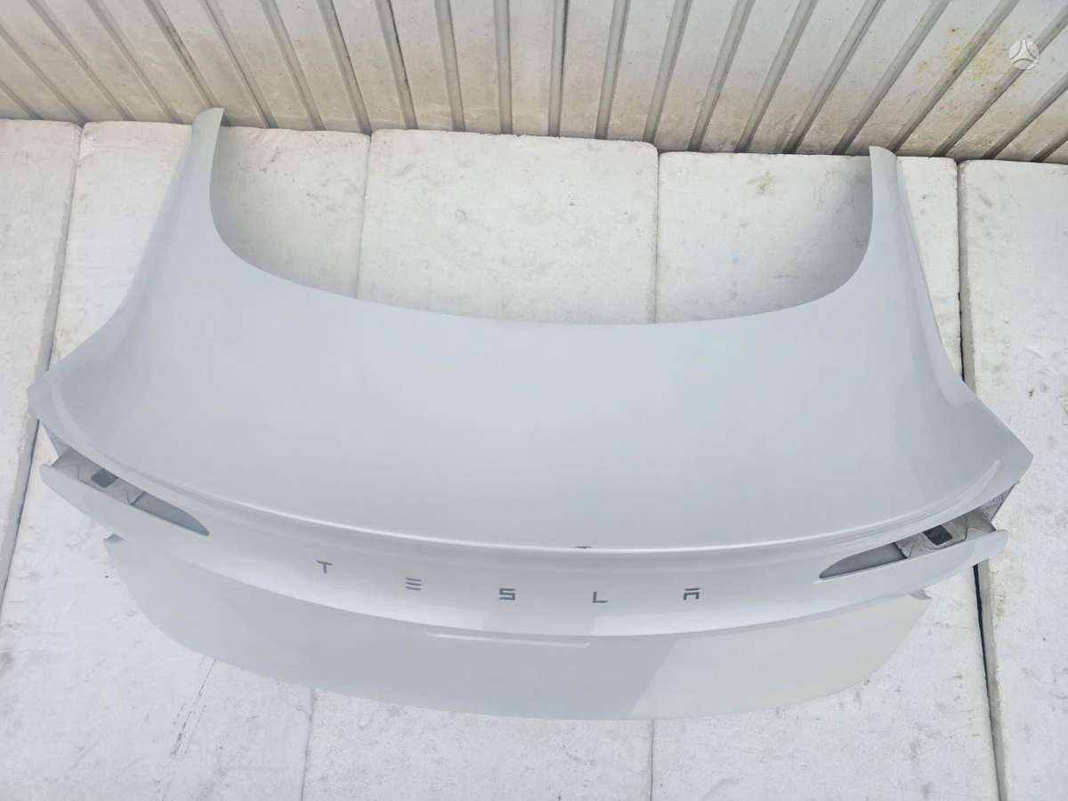 Tesla Model 3, 1513802-00-A, kėbulo dalys