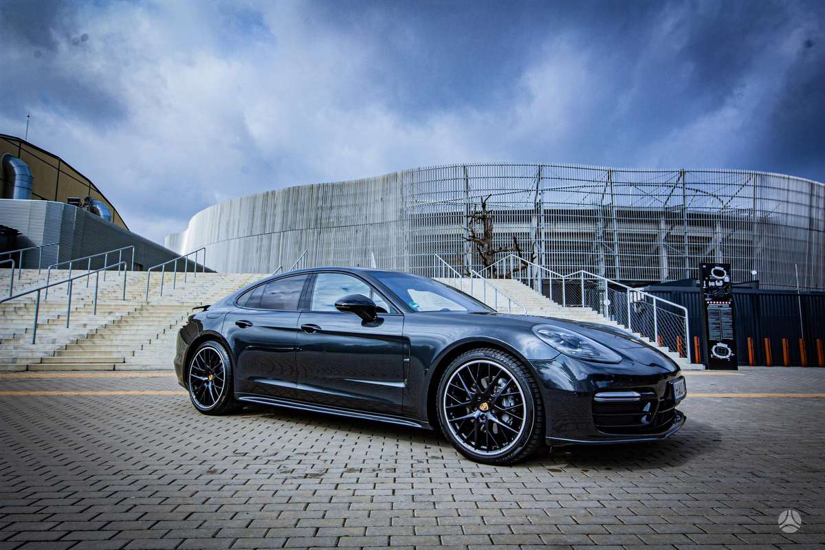 Porsche Panamera, 3.0 l., Хэтчбек