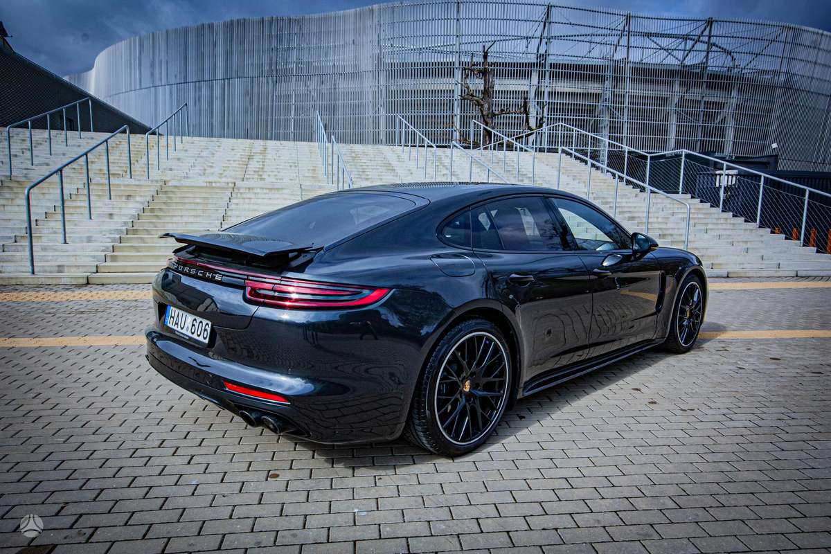 Porsche Panamera, 3.0 l., Хэтчбек