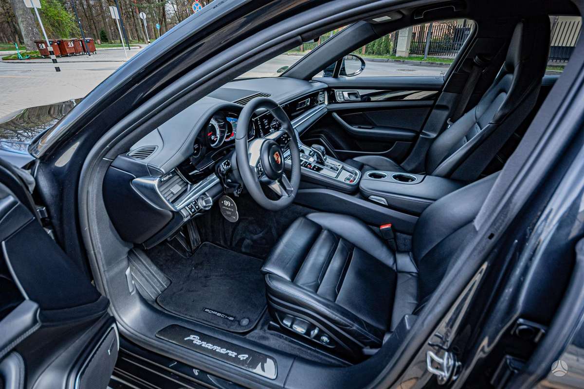 Porsche Panamera, 3.0 l., Хэтчбек