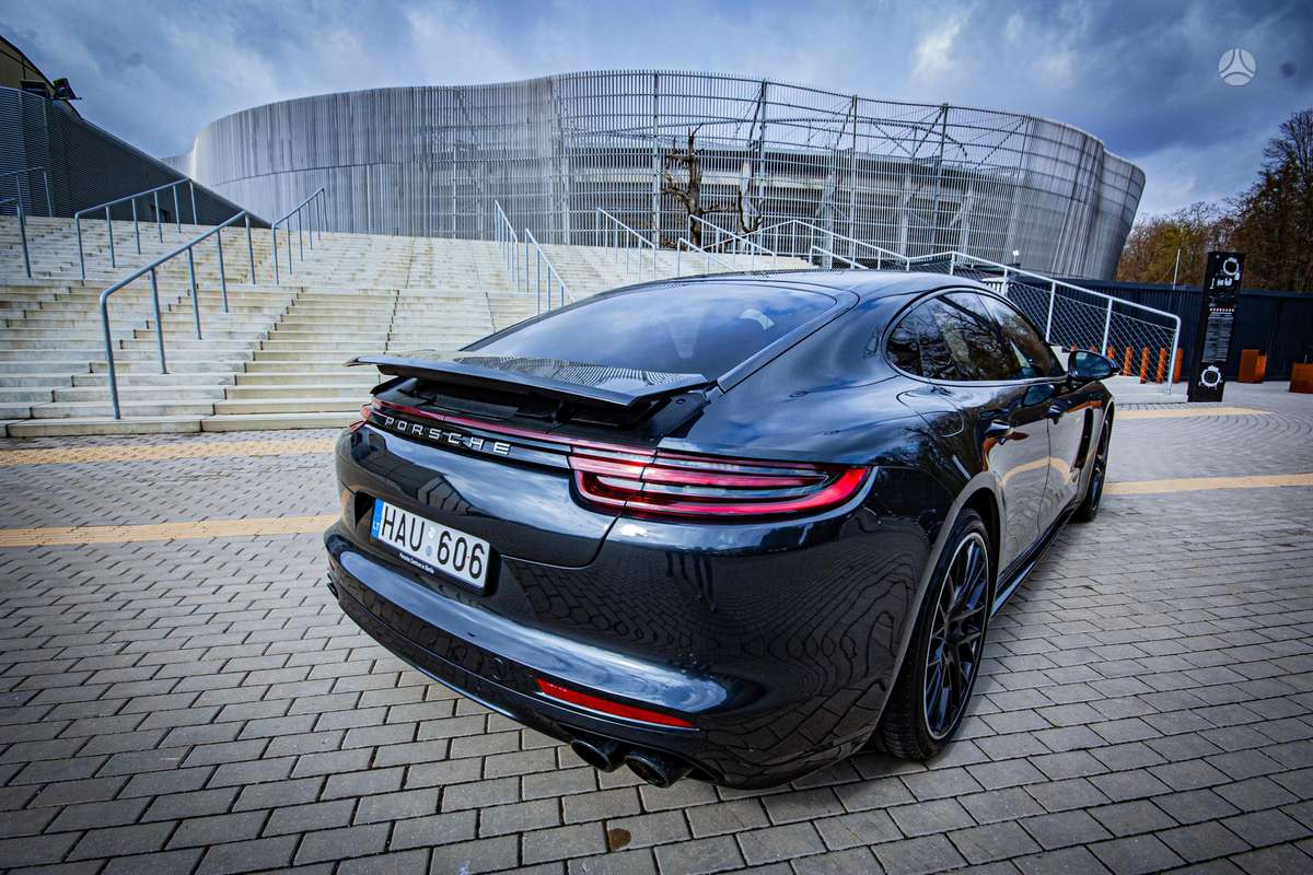 Porsche Panamera, 3.0 l., Хэтчбек
